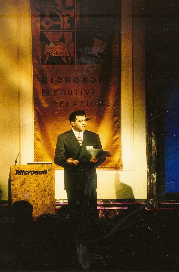 Juan Vegarra presenting at Microsoft Executive Relations